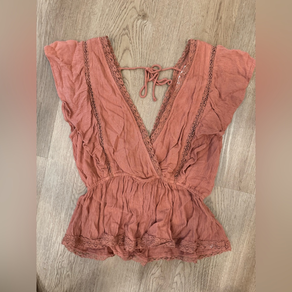 Abercrombie and Fitch tie strap flutter shirt XS